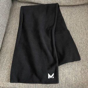 Mission Athletic Women's Black Running Scarf Retail $20 New Without Tags!